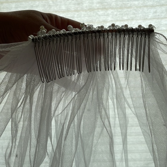 Excellent condition Girls headpiece - Picture 5 of 9